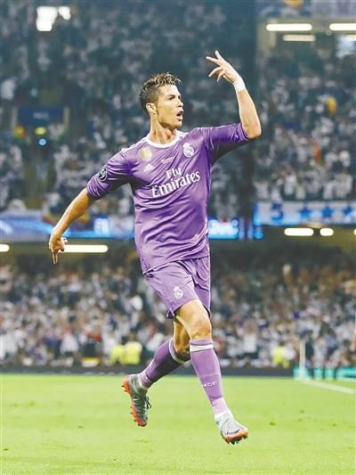 一笔高达3 一笔高达3